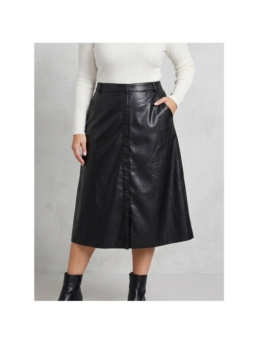 Calvin Klein Faux Leather Vegan A-Line Skirt Women’s 14 Pockets Chic Western